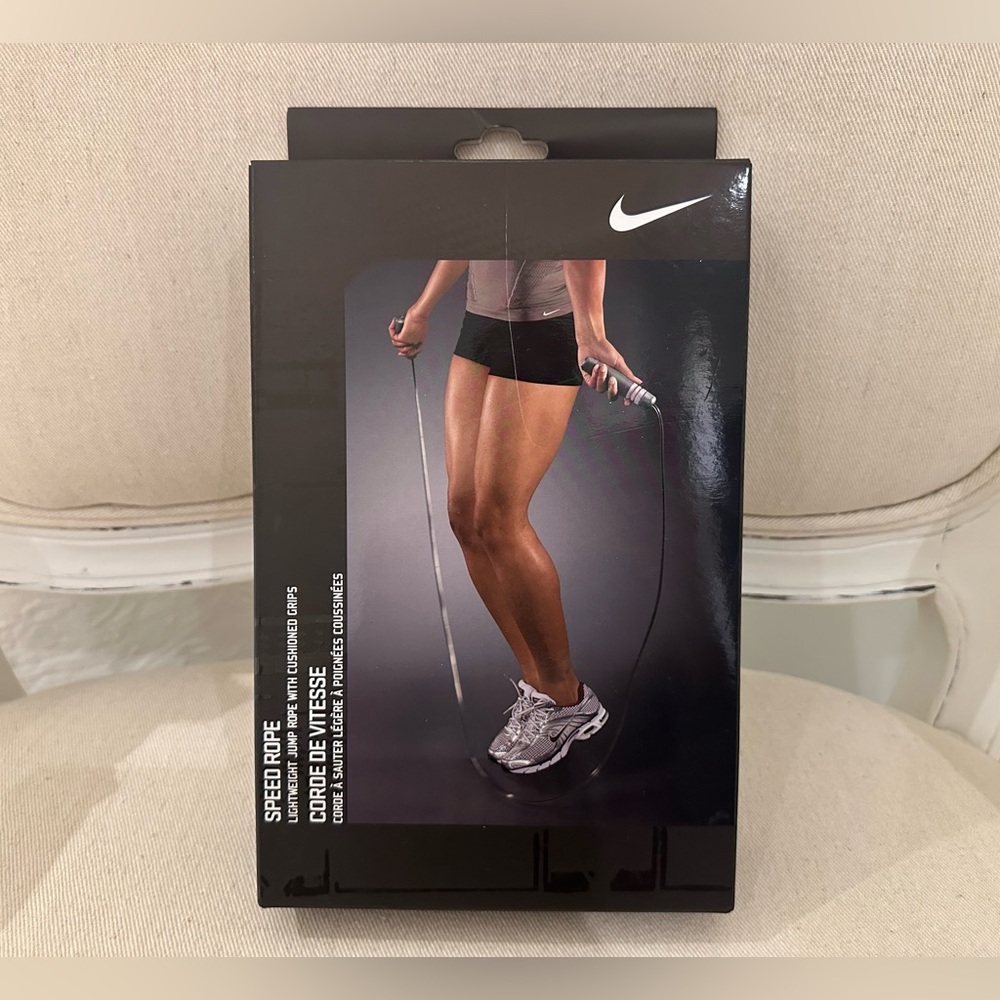 Nike Woman Speed Skipping Jump Rope With Soft Comfort Handles NWT